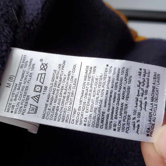 Kids Old Navy Quilted Puffer Vest - Picture 5 of 5